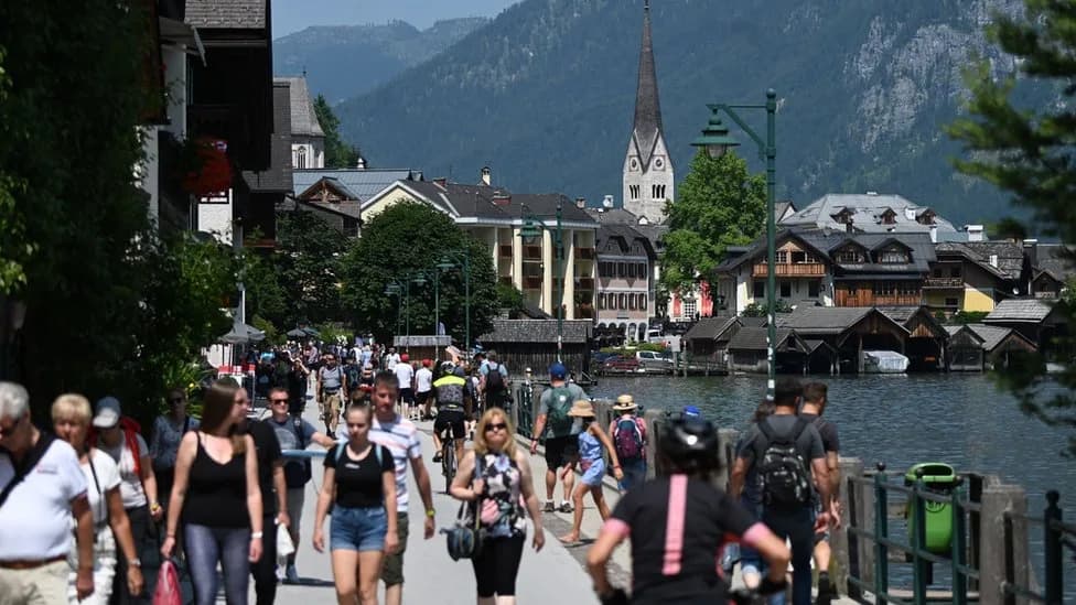 Beating the Crowds in Hallstatt